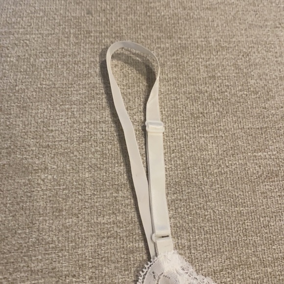 Vintage Cami w/ Lace Trim - Picture 4 of 5